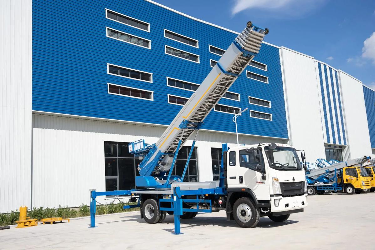 沾化小型云梯车上料车租赁多少钱