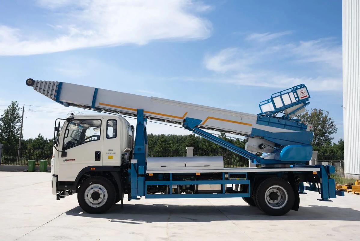 沾化云梯上料车租赁费用